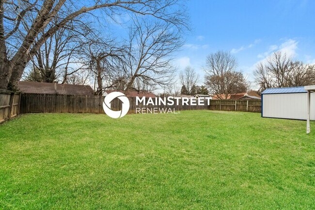 Building Photo - 3 Bedroom Pet-Friendly Home in LOUISVILLE, KY with Main Street Renewal