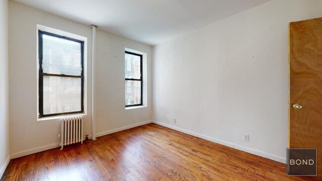 Building Photo - 411 E 70th St