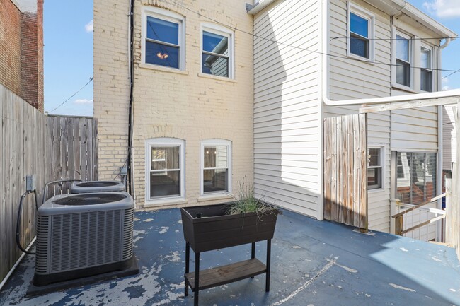 Building Photo - 4115 5th St NW