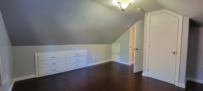 Built in drawers in Bedroom - 203 Buckley Blvd