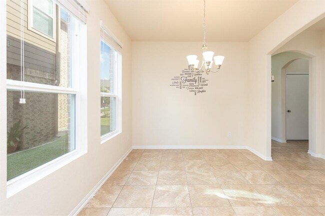 Building Photo - 12318 Leafy Arch Way