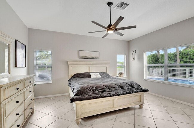 Building Photo - 11723 Water Bend Ct