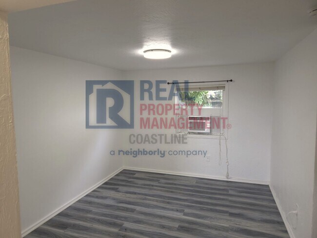 Building Photo - Village of the Arts Charmer — Updated 2BR Home with Detached 1BR Cottage