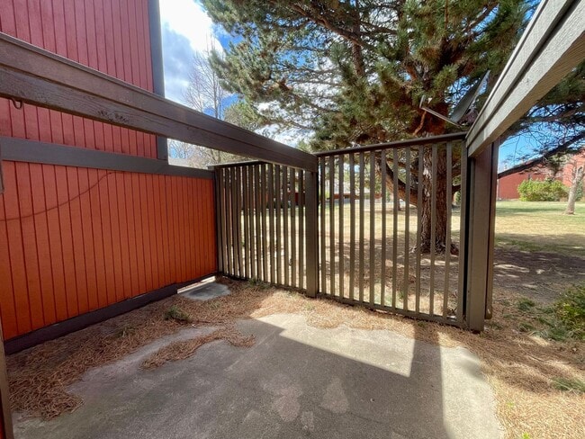 Building Photo - Beautiful Two-story, 3 Bed, 1.5 Bath Condo 1/2 Mile from CSU!