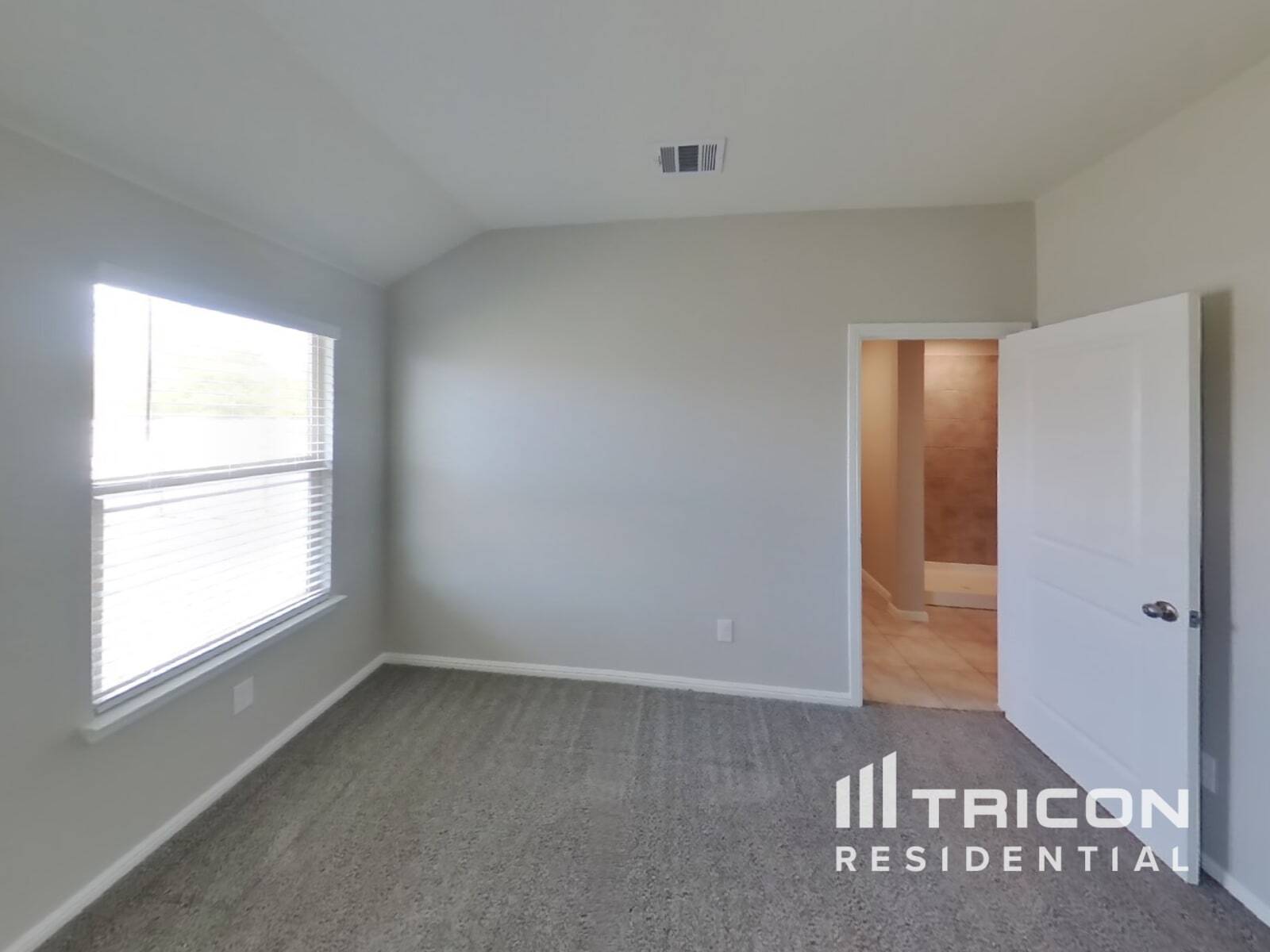 Building Photo - 8832 Ring Gold Dr