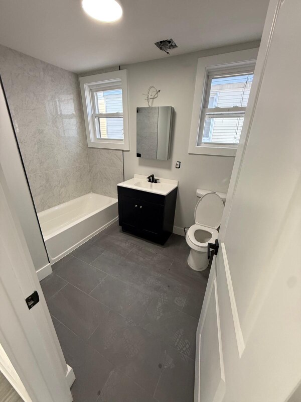 Building Photo - 160 Renner Ave