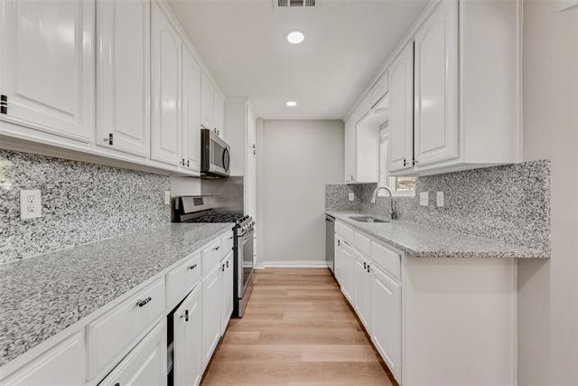 Building Photo - 306 Asbury Cir