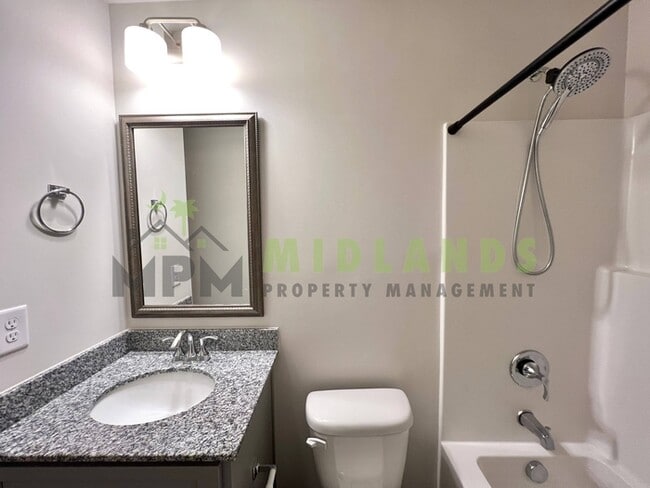 Building Photo - 822 Yellow Swan Ln