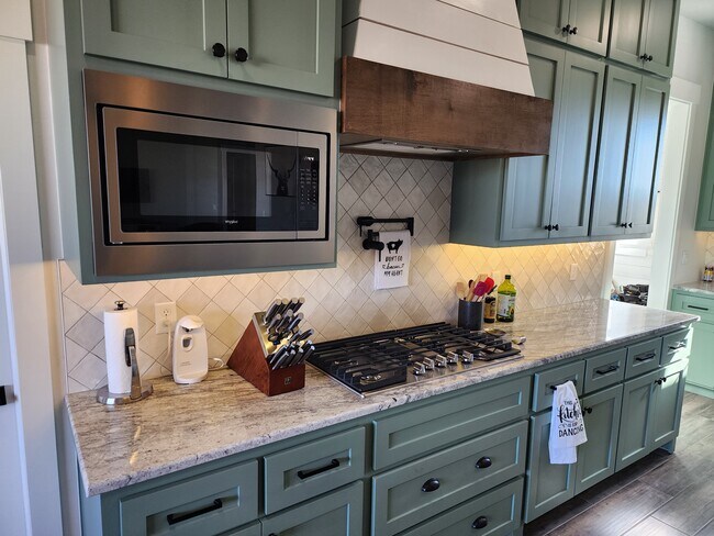 shared kitchen - 8321 SW 109th Ter