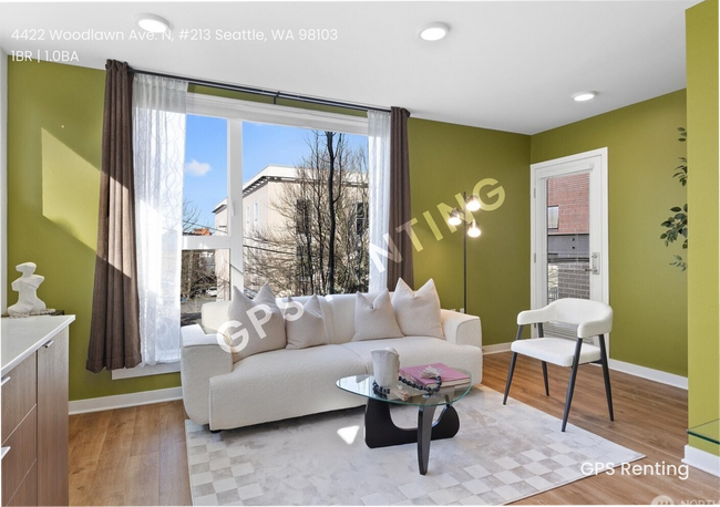 Building Photo - 4422 Woodlawn Ave N