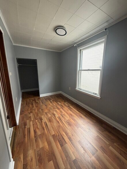 Building Photo - 2828 N Christiana Ave