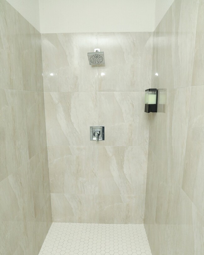 Building Photo - 14758 SW 39th Terrace