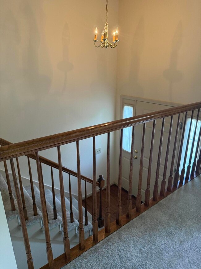 Building Photo - 464 Stone Creek Dr