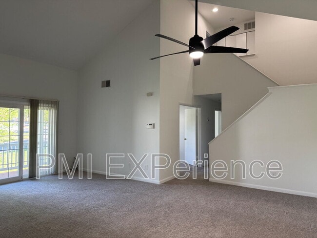 Building Photo - 1023 Spring Valley Ct