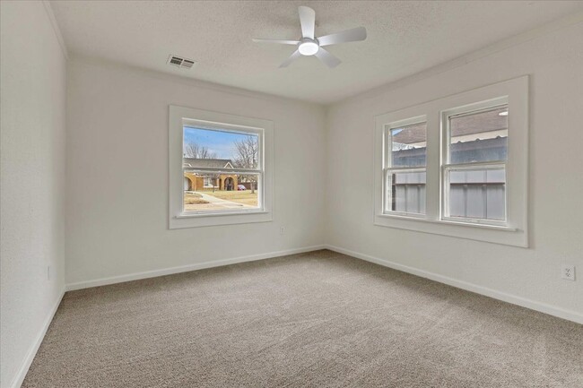 Building Photo - 1704 NW 32nd St