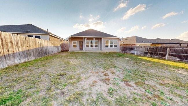 Building Photo - 5911 Akin Glen