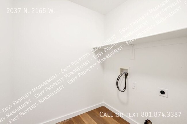 Building Photo - 2037 N 2165 W