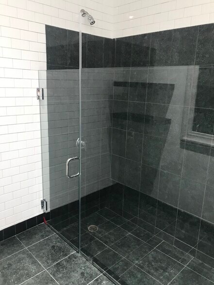 Building Photo - 809 N 2nd St