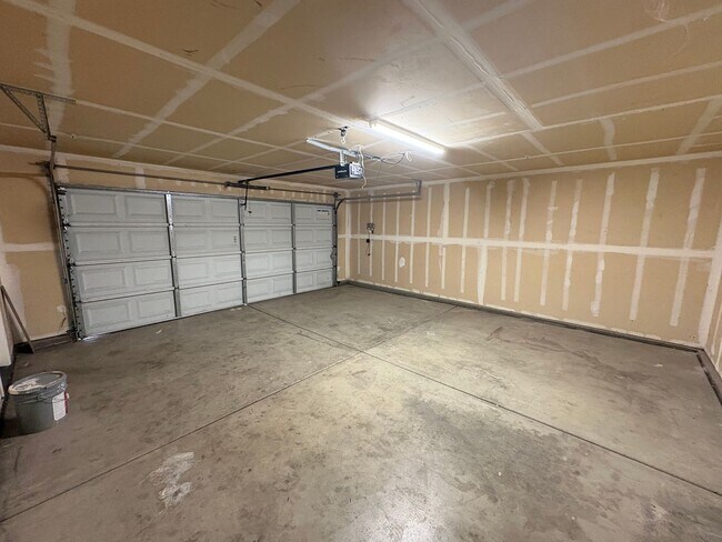 Building Photo - 2314 Cape Canyon Ave