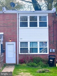 Building Photo - 441 Caledonia Ave