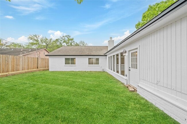 Building Photo - 1206 Timber Ln