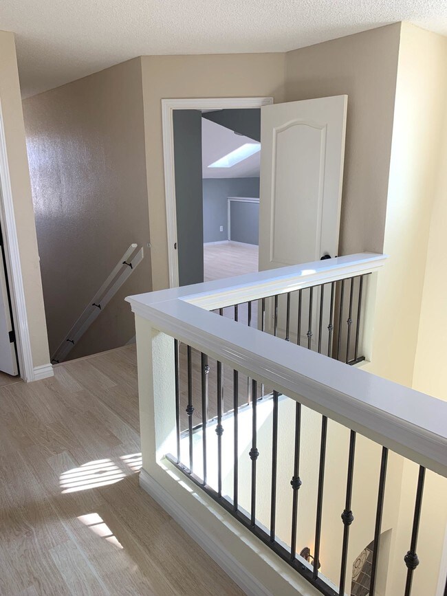 Building Photo - 14251 Desert Bush Dr