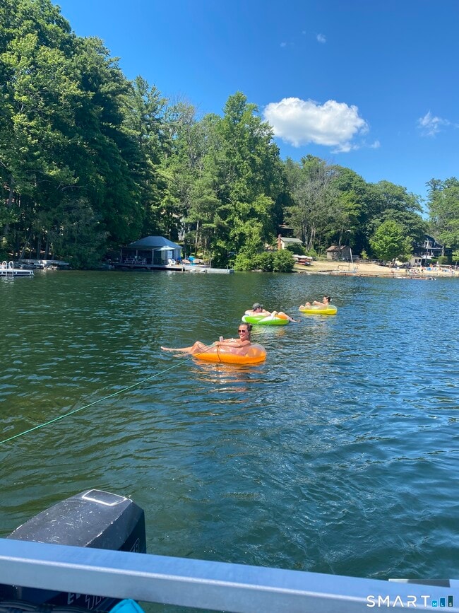 Building Photo - 27 Dilliston Rd