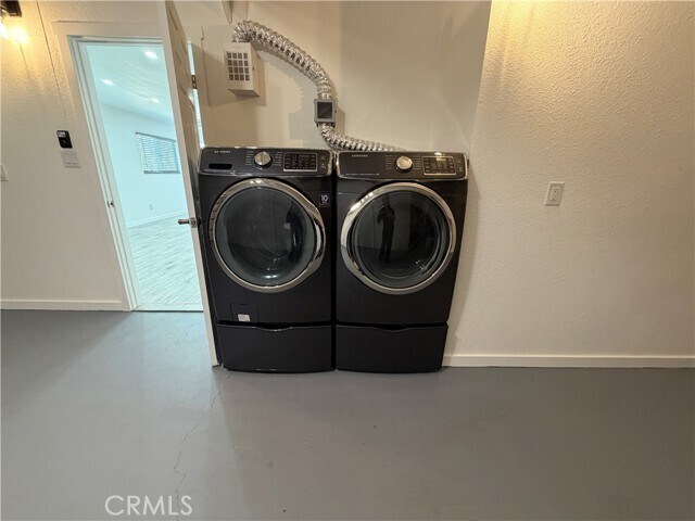 Building Photo - 3590 Buchanan St