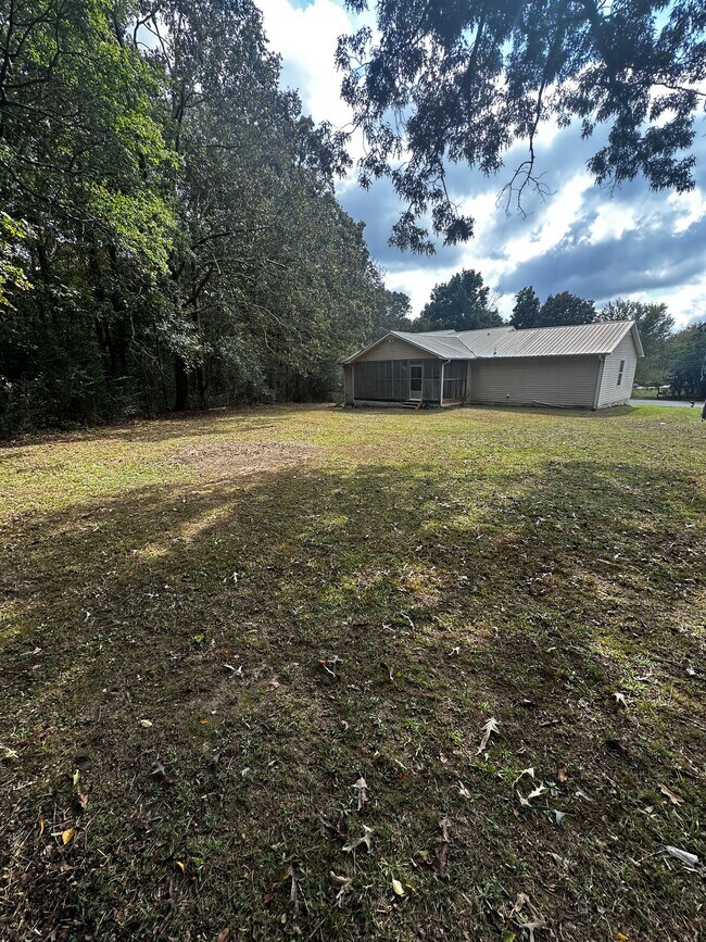 Building Photo - 226 Kassidy Dr