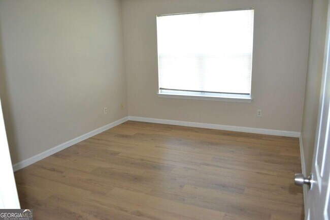 Building Photo - 6157 Red Top Loop