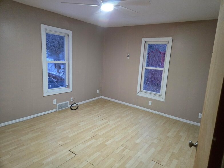 Building Photo - 1708 Moravia St