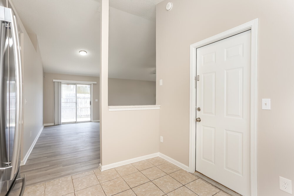 Building Photo - 3014 Caroline Crest Dr E