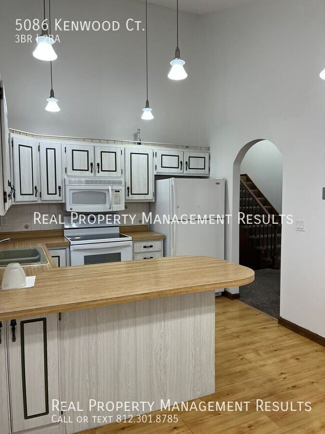 Building Photo - 5086 Kenwood Ct