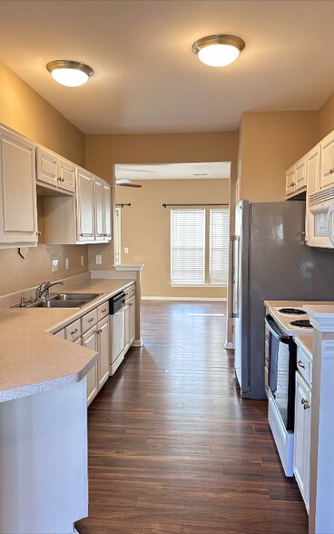 Building Photo - 26 Spring Crossing Cir