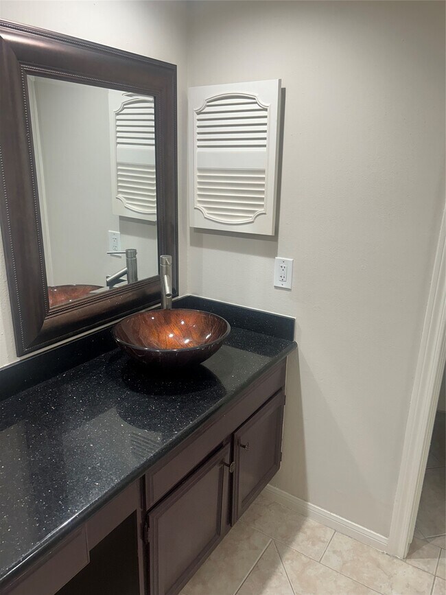 Building Photo - 11711 Memorial Dr