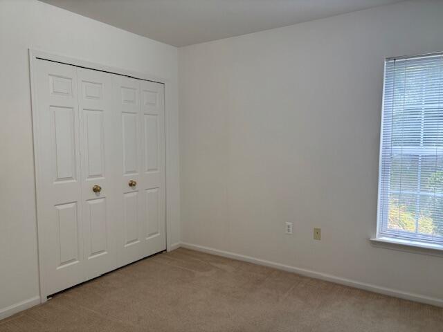 Building Photo - 2776 S Knightsbridge Cir