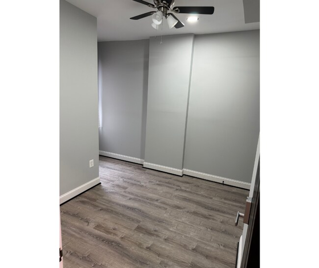Building Photo - 615 N Rosedale-BC AVAILABLE $550 BC