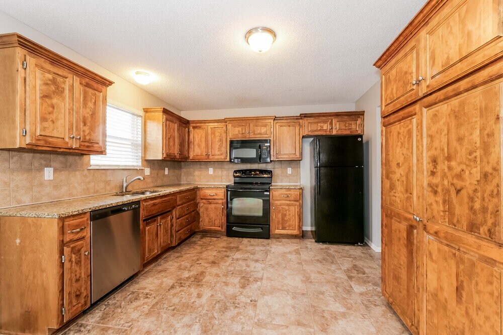 Building Photo - 515 Hibiscus Dr