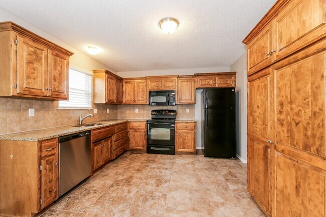 Building Photo - 515 Hibiscus Dr