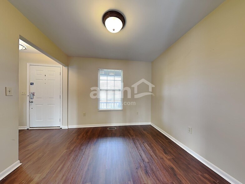 Building Photo - 2618 Spring Mill Pl