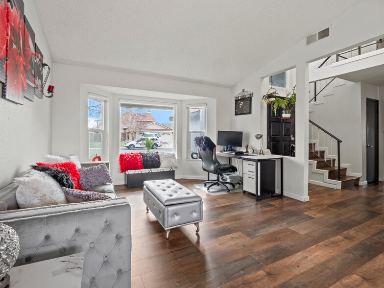 Building Photo - 2833 Springfield Pl