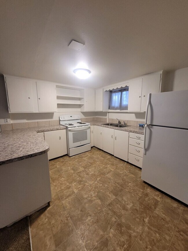 Building Photo - 116sixth