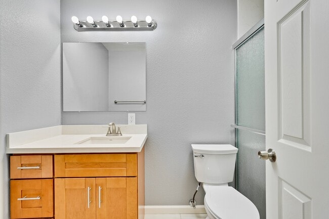 Building Photo - 1660 S Capitol Ave