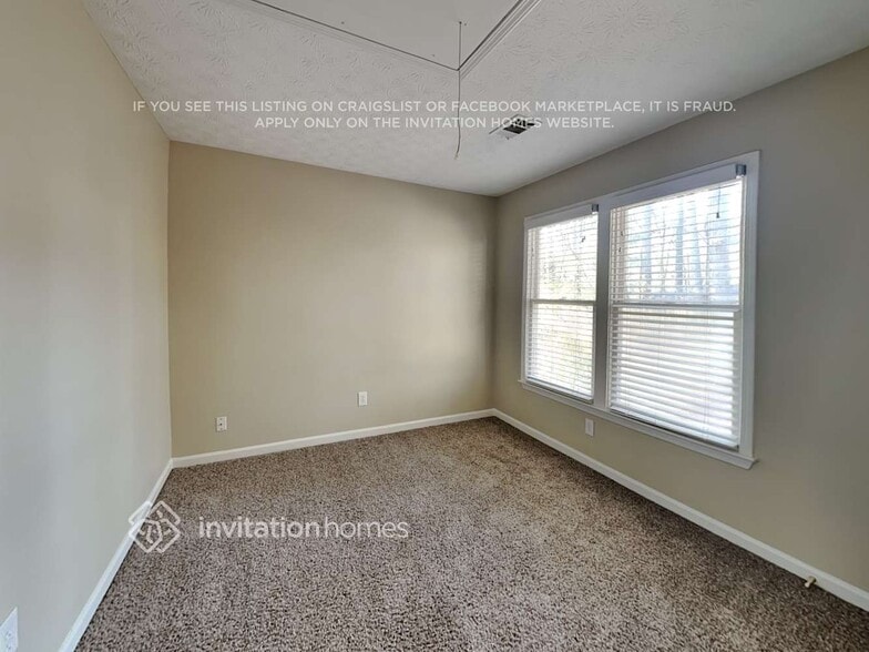 Building Photo - 3025 Dunlin Lake Way