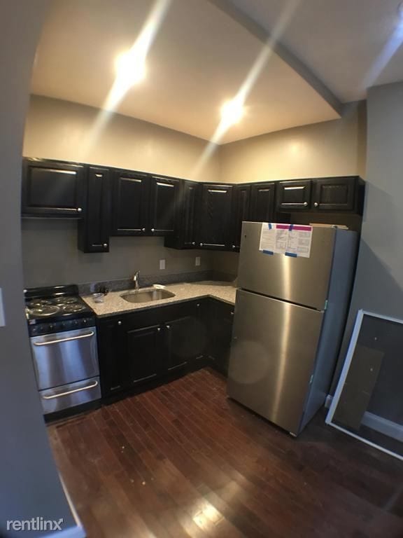 Building Photo - 531 N Negley Ave