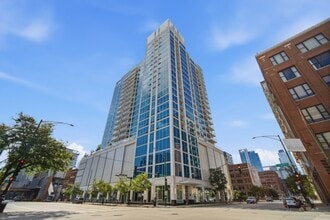 Building Photo - 757 N Orleans St