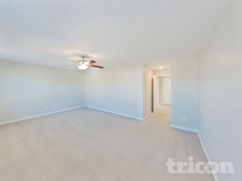 Building Photo - 383 Middleton Ln