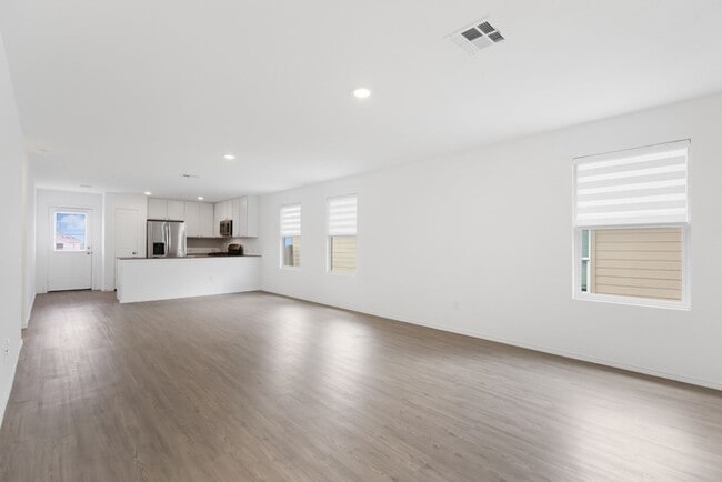 Building Photo - 9126 Selene Pl