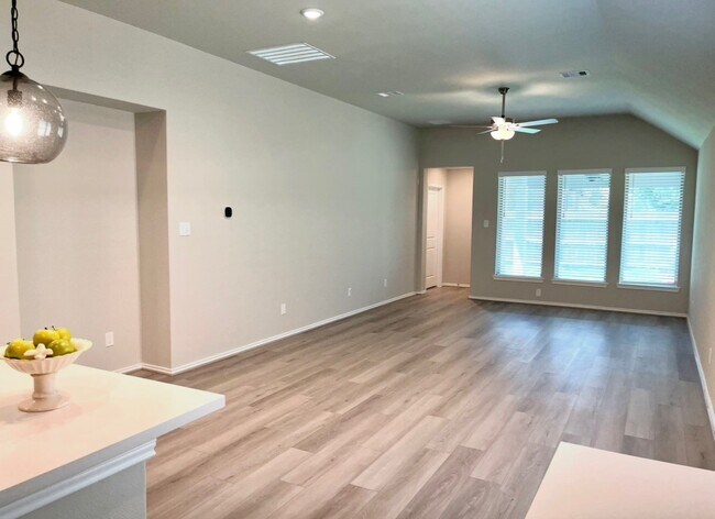 Building Photo - 20830 Wilde Redbud Trl