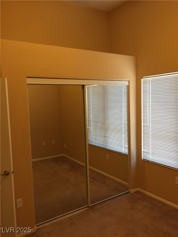 Building Photo - 8805 Jeffreys St